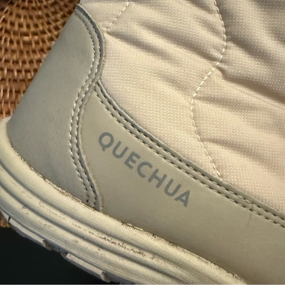 Quechua Women's Beige Winter Boots - Picture 4 of 9
